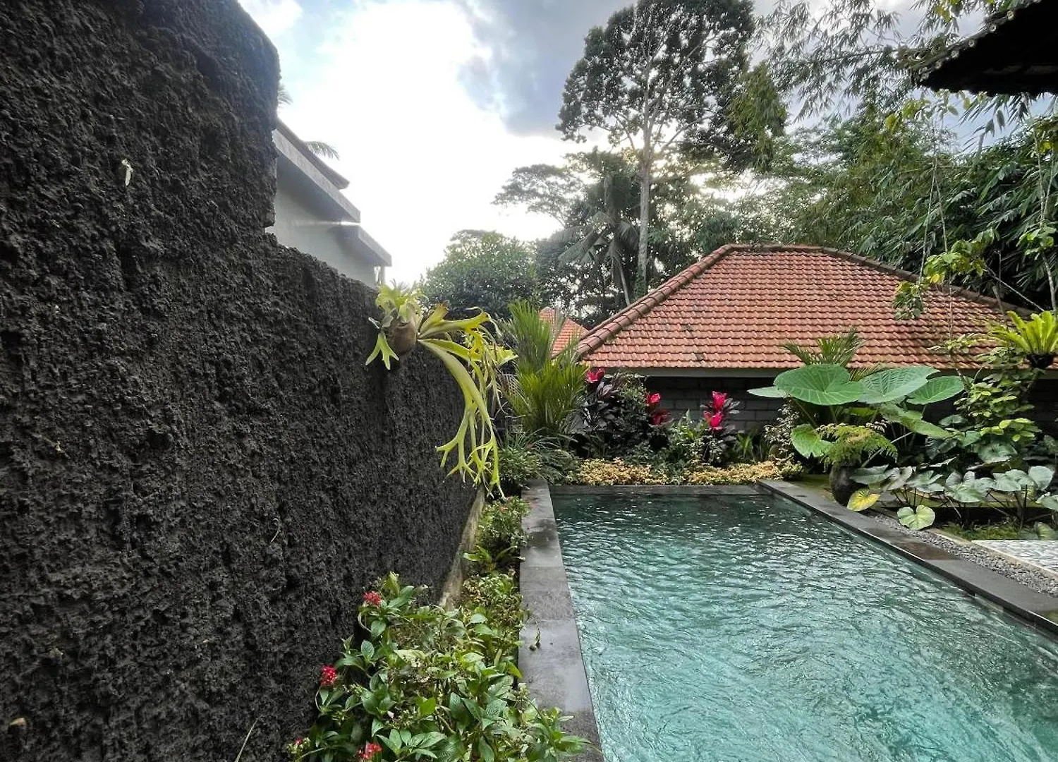 One Bedroom Private Pool And Kitchen location